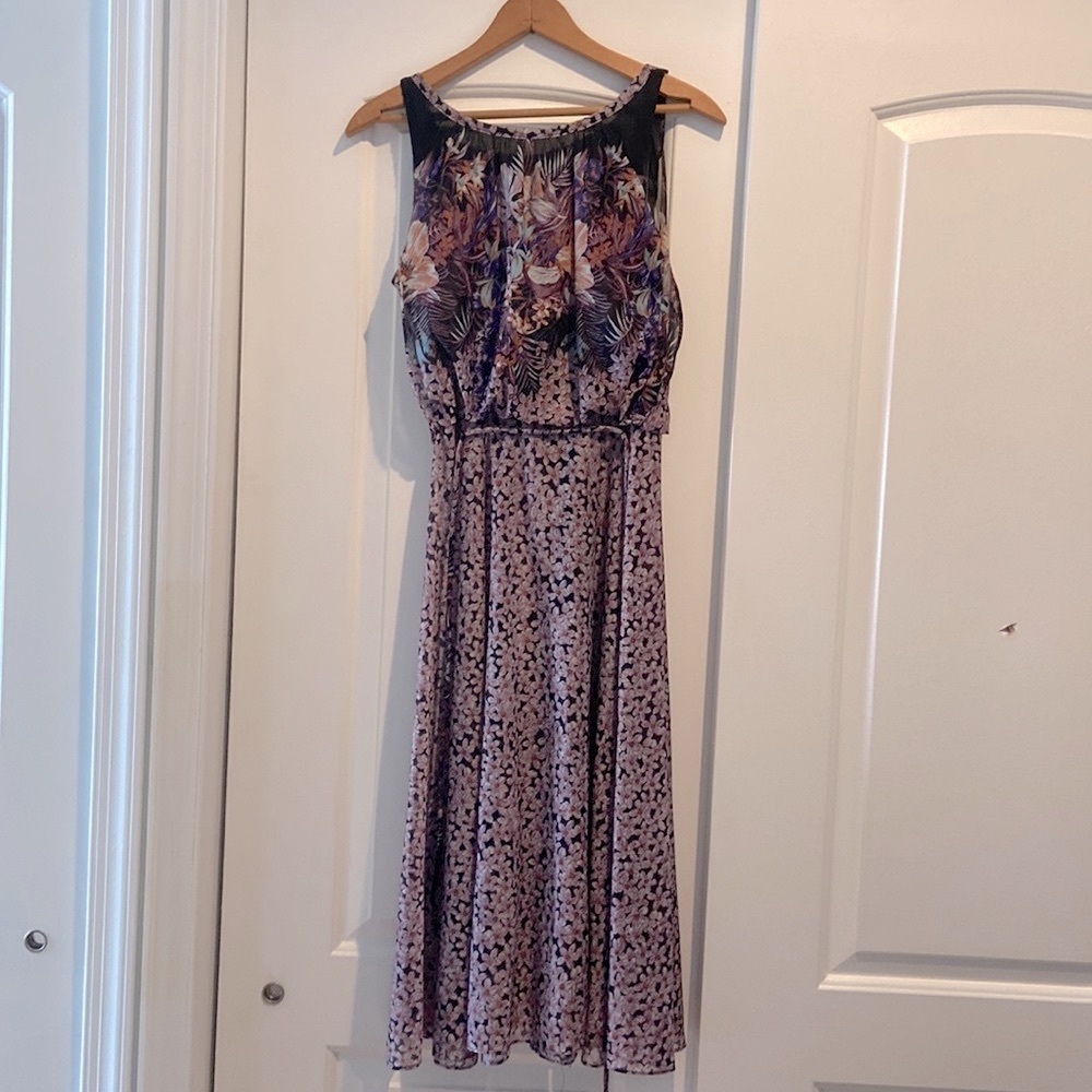 Vintage floral midi dress